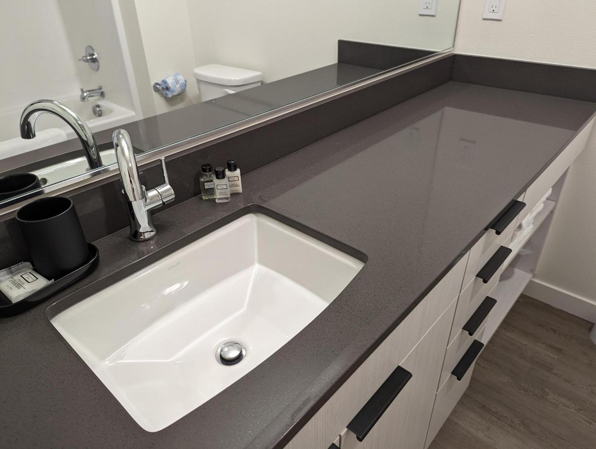 Marina Square Suites Bremerton Kültér fotó